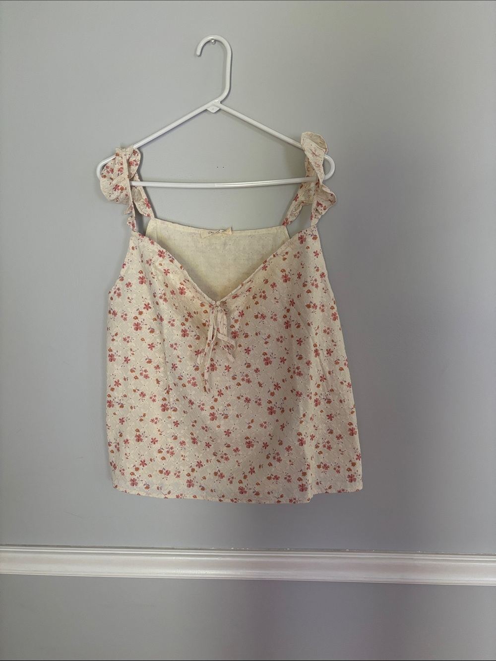 Doe & Rae Cream Floral Tie-Shoulder Tank Top